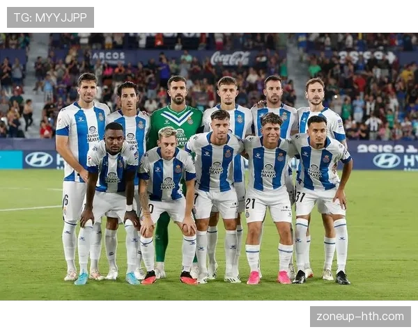 瓦伦西亚陷入长期重建困局,球队稳定性面临考验,对西甲竞争格局带来变化 瓦伦西亚陷入长期重建困局,球队稳定性面临考验,对西甲竞争格局带来变化